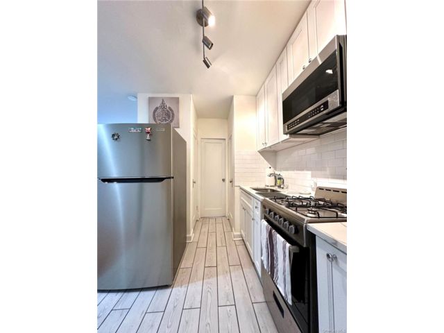 Studio,  1.00 BTH &nbsp;Other style home in Mount Vernon
