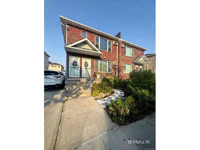  3 BR,  1.00 BTH &nbsp;Other style home in Cypress Hills