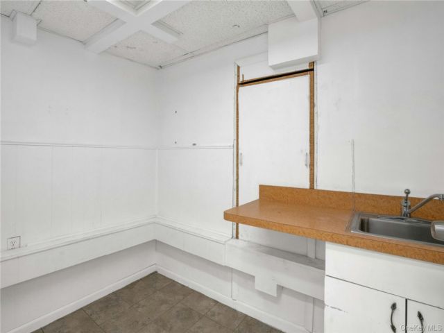 [PHOTO]
