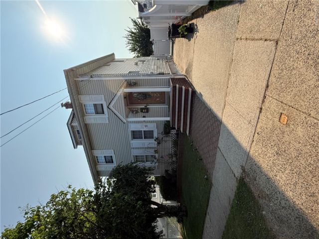 [Franklin Square Real Estate, listing number 7317667]