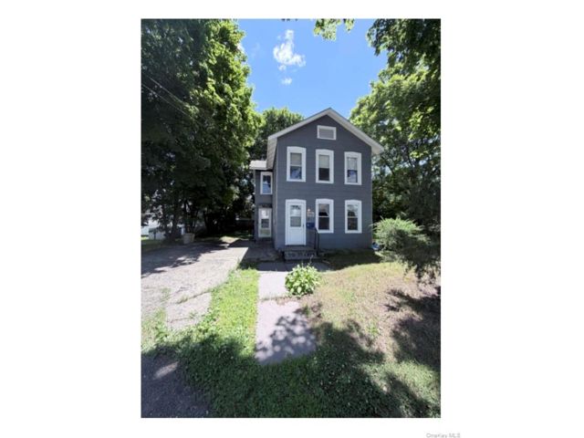  3 BR,  1.00 BTH &nbsp;Colonial style home in Port Jervis