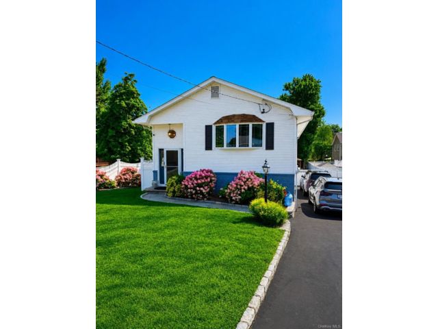 [Yorktown Heights Real Estate, listing number 7318076]