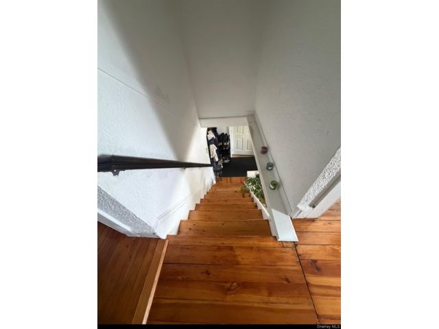 [PHOTO]