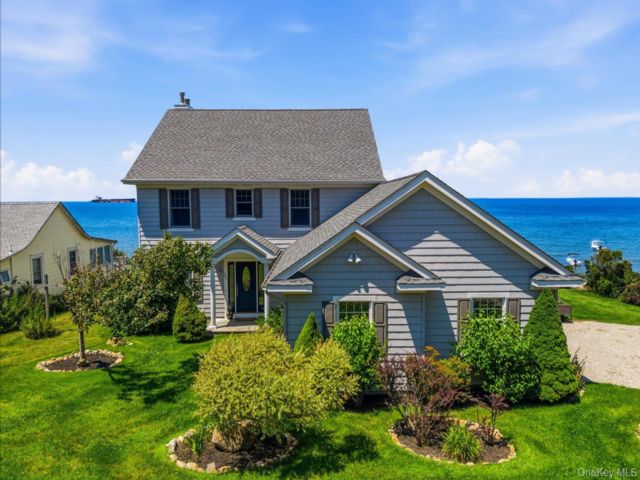  3 BR,  3.00 BTH &nbsp;Other style home in Jamesport