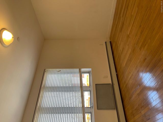 [PHOTO]