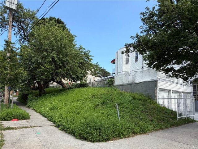 [Cornell Real Estate, listing number 7318223]