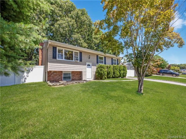 [Port Jefferson Station Real Estate, listing number 7318234]