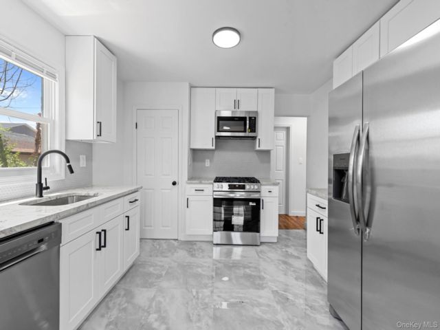 [Elmont Real Estate, listing number 7318415]