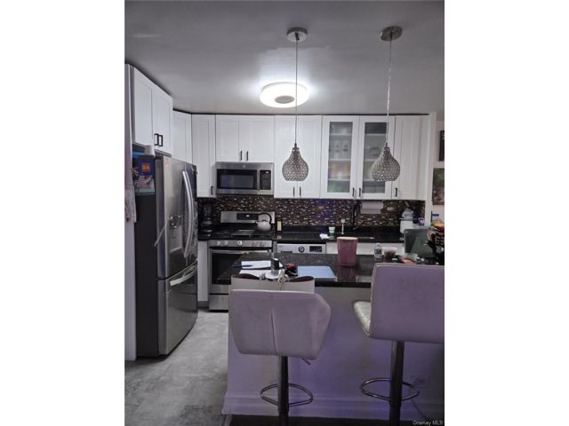 [PHOTO]