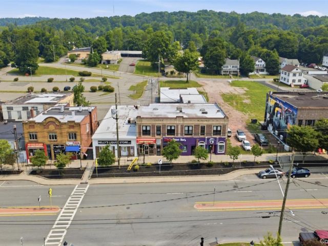[Monticello Real Estate, listing number 7318606]