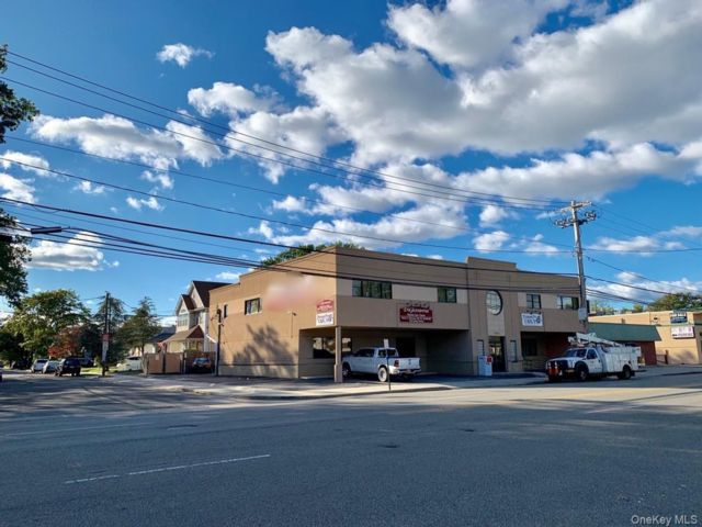 Studio,  0.00 BTH &nbsp;House style home in Massapequa
