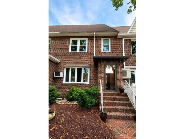  3 BR,  2.00 BTH &nbsp;Tudor style home in Middle Village