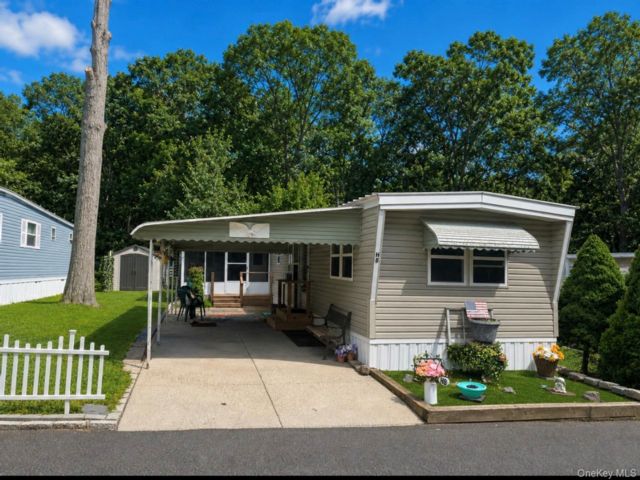  2 BR,  1.00 BTH &nbsp;Other style home in Calverton