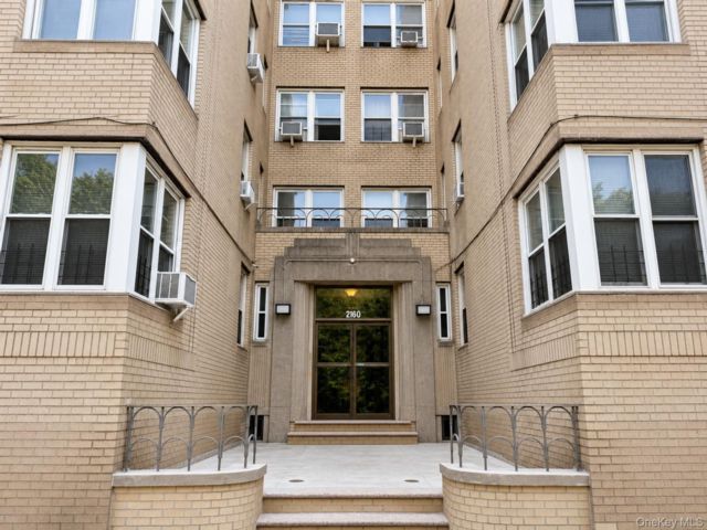 [Parkchester Real Estate, listing number 7318977]