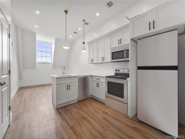  2 BR,  2.00 BTH &nbsp;Other style home in Middletown