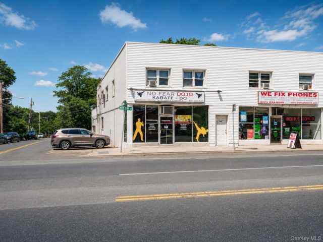 [Huntington Station Real Estate, listing number 7319177]