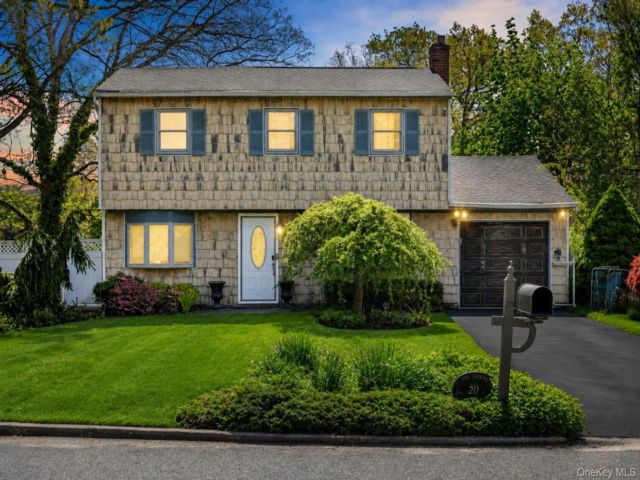[Port Jefferson Real Estate, listing number 7319318]