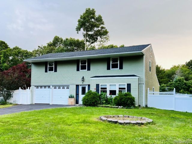 [Coram Real Estate, listing number 7319555]