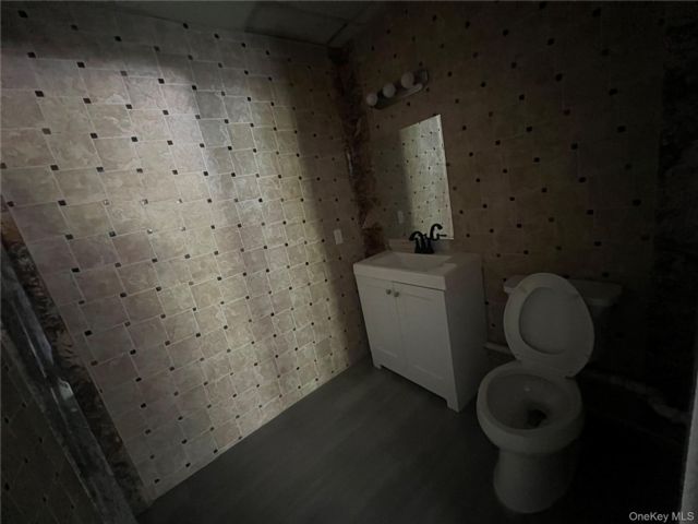[PHOTO]
