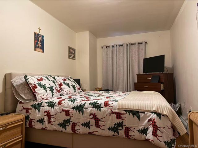 [PHOTO]