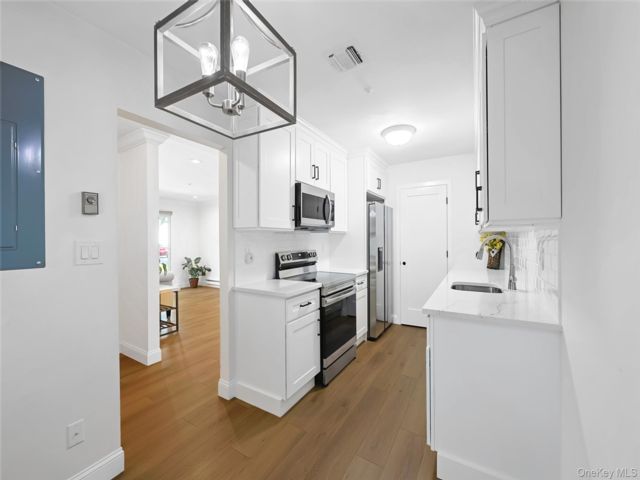  1 BR,  1.00 BTH &nbsp;Other style home in Saint James