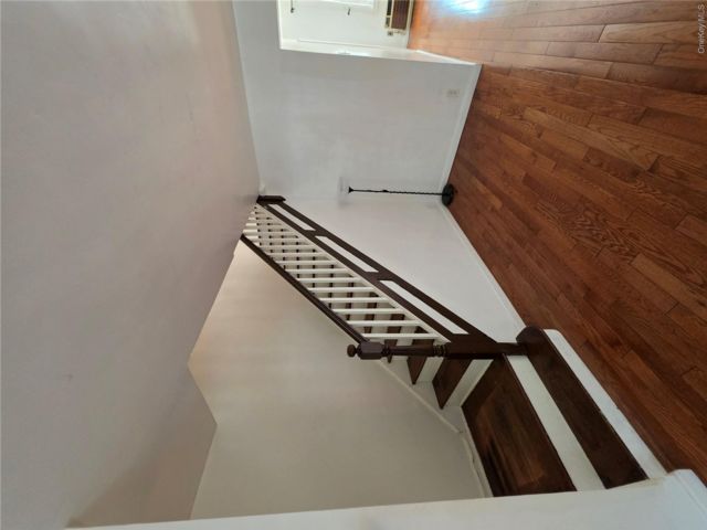 [PHOTO]