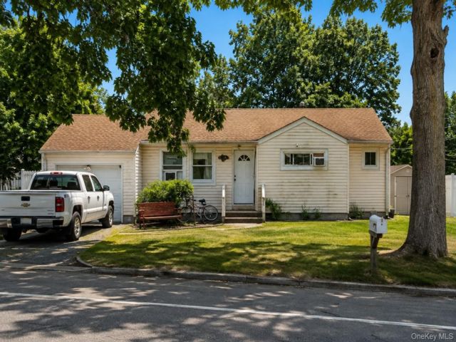 [Port Jefferson Station Real Estate, listing number 7321397]