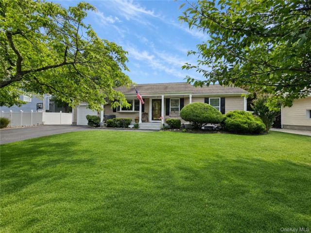 [Centereach Real Estate, listing number 7321606]
