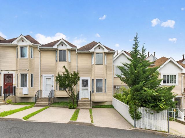  3 BR,  2.00 BTH &nbsp;Other style home in Stapleton