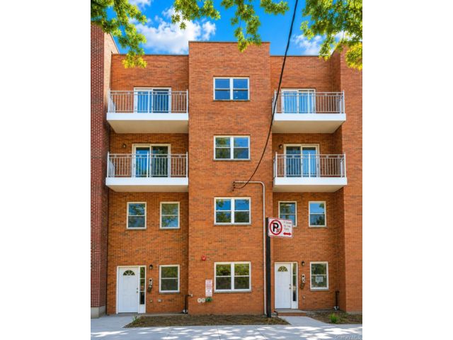 Studio,  0.00 BTH &nbsp;House style home in Elmhurst