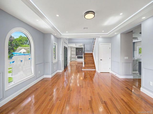 [PHOTO]