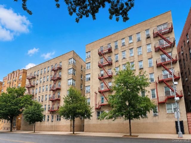 [Parkchester Real Estate, listing number 7322444]