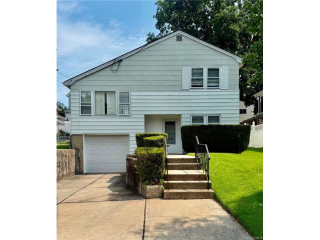 [Little Neck Real Estate, listing number 7322933]