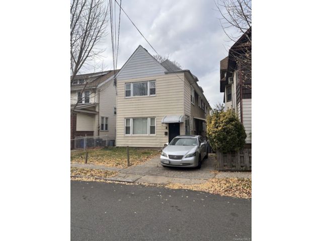 Studio,  0.00 BTH &nbsp;House style home in Elm Park