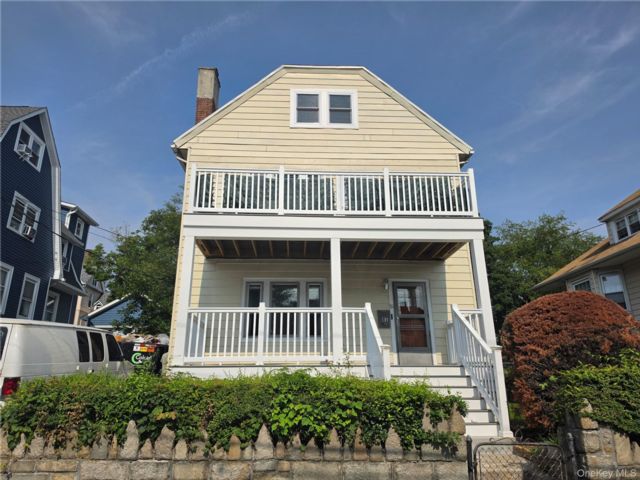  3 BR,  1.00 BTH &nbsp;Other style home in Yonkers