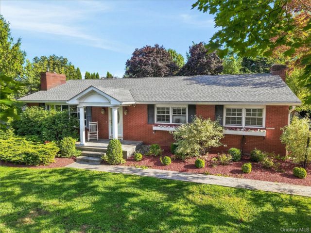  3 BR,  3.00 BTH &nbsp;Ranch style home in Marlboro