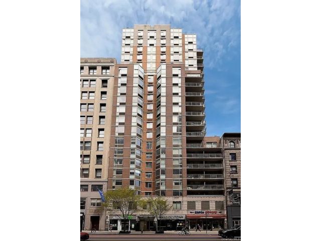 Studio,  1.00 BTH &nbsp;High rise style home in New York (manhattan)