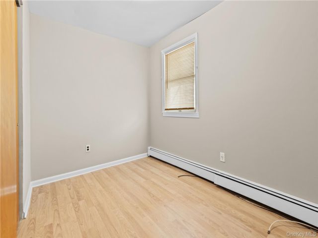 [PHOTO]