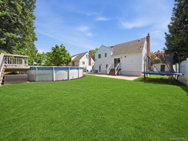 [PHOTO]