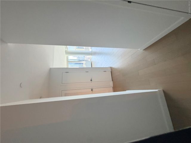 [PHOTO]