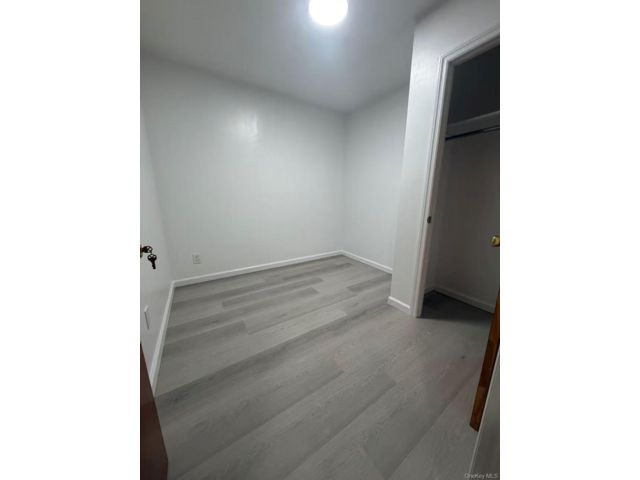 [PHOTO]
