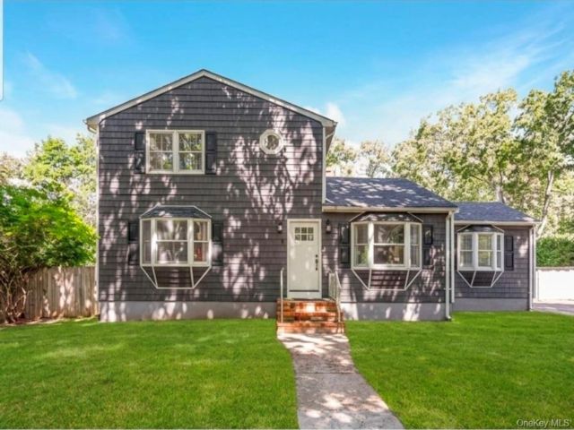 [Ridge Real Estate, listing number 7325143]
