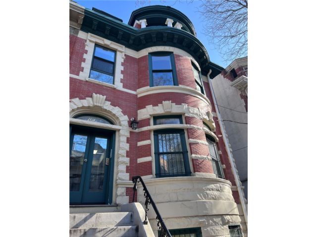 Studio,  1.00 BTH &nbsp;Other style home in Morrisania