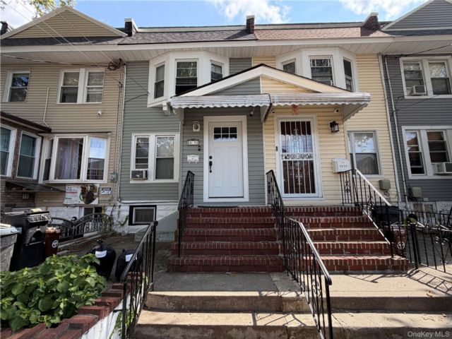 [Woodhaven Real Estate, listing number 7325716]