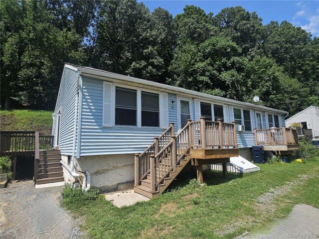  2 BR,  1.00 BTH &nbsp;Ranch style home in Highland