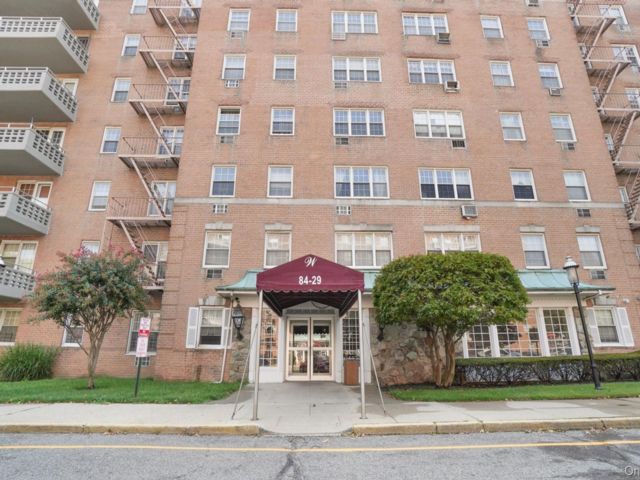 [Howard Beach Real Estate, listing number 7325764]