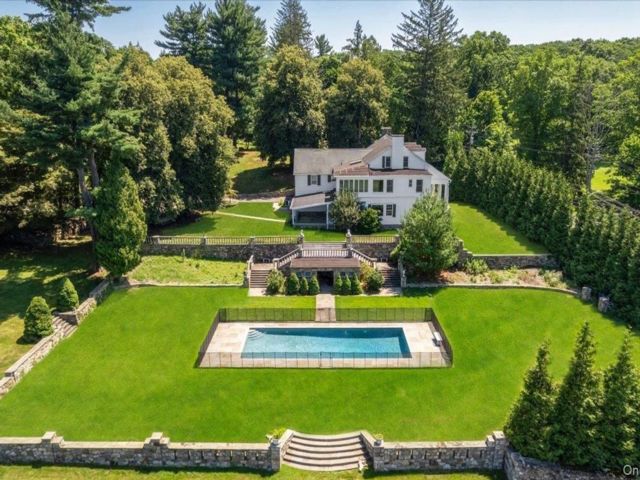  7 BR,  7.00 BTH &nbsp;Includes legal  style home in Ossining