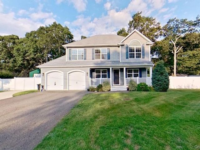 [Shirley Real Estate, listing number 7325923]