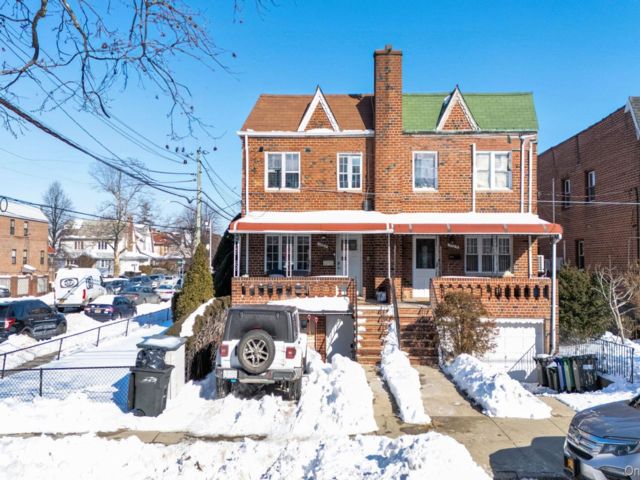  3 BR,  3.00 BTH &nbsp;Other style home in Madison