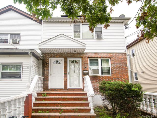  4 BR,  3.00 BTH &nbsp;Colonial style home in Springfield Gardens